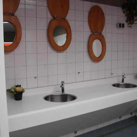 Country Camp Camping 't Westdorp Campismo de Luxo
